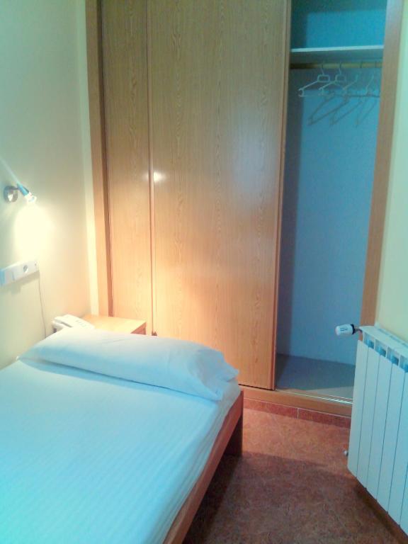 Hotel Rc Ramon Y Cajal Cuenca  Szoba fotó