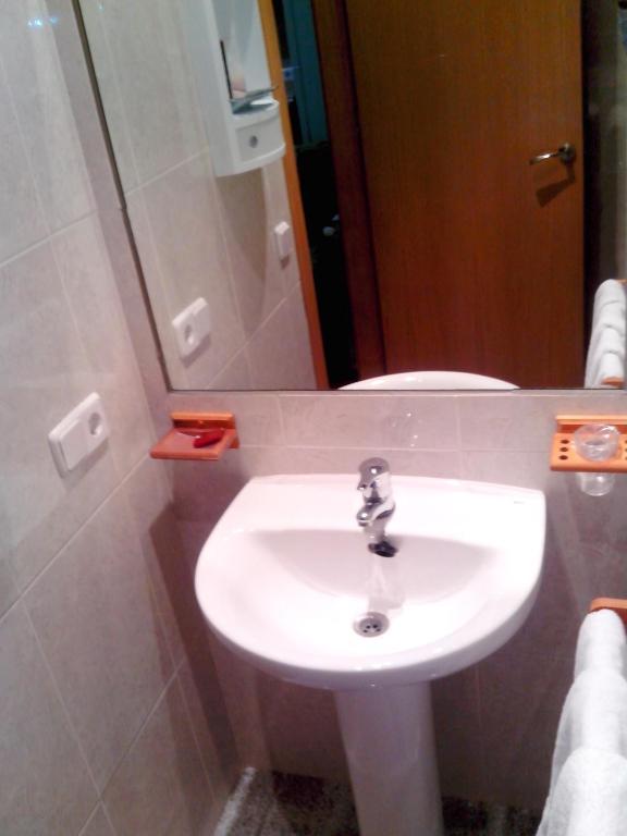 Hotel Rc Ramon Y Cajal Cuenca  Szoba fotó