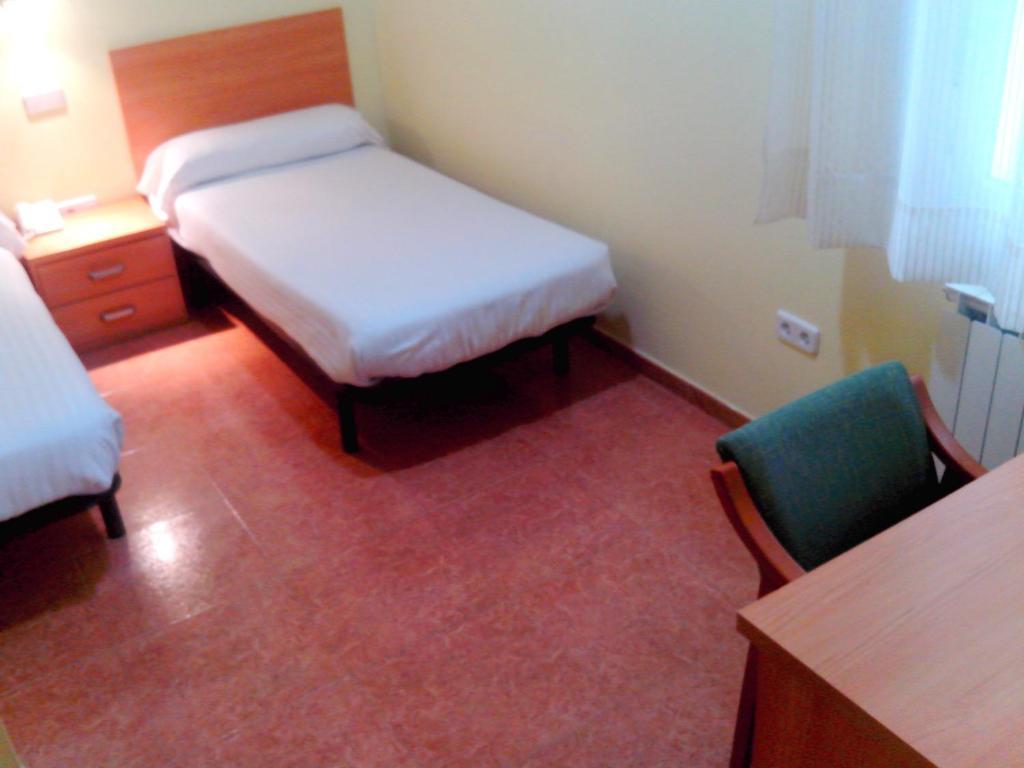 Hotel Rc Ramon Y Cajal Cuenca  Szoba fotó